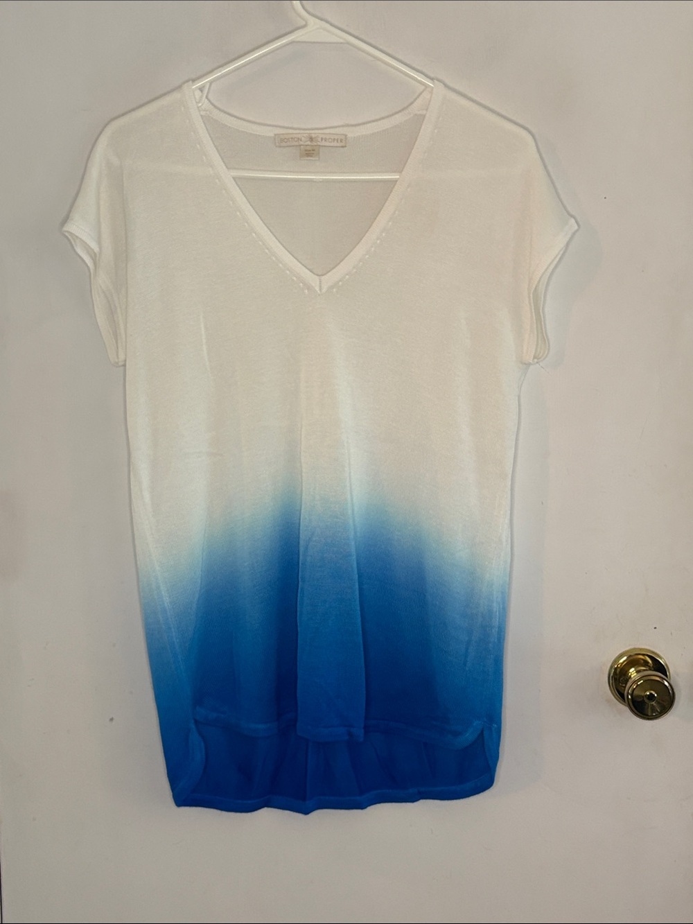 Boston Proper white blue ombré short sleeve knit sweater Size Medium